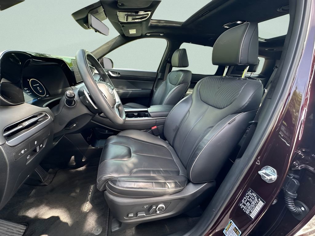 Used 2024 Hyundai Palisade Calligraphy image 18