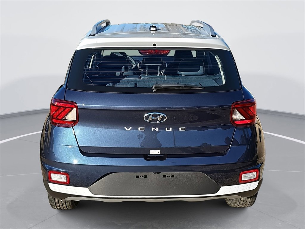 New 2026 Hyundai Venue SEL image 6