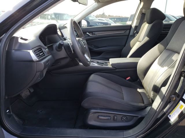 Used 2018 Honda Accord EX image 15