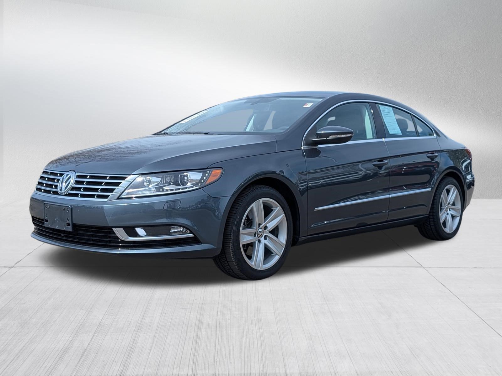 Used 2013 Volkswagen CC Sport image 3