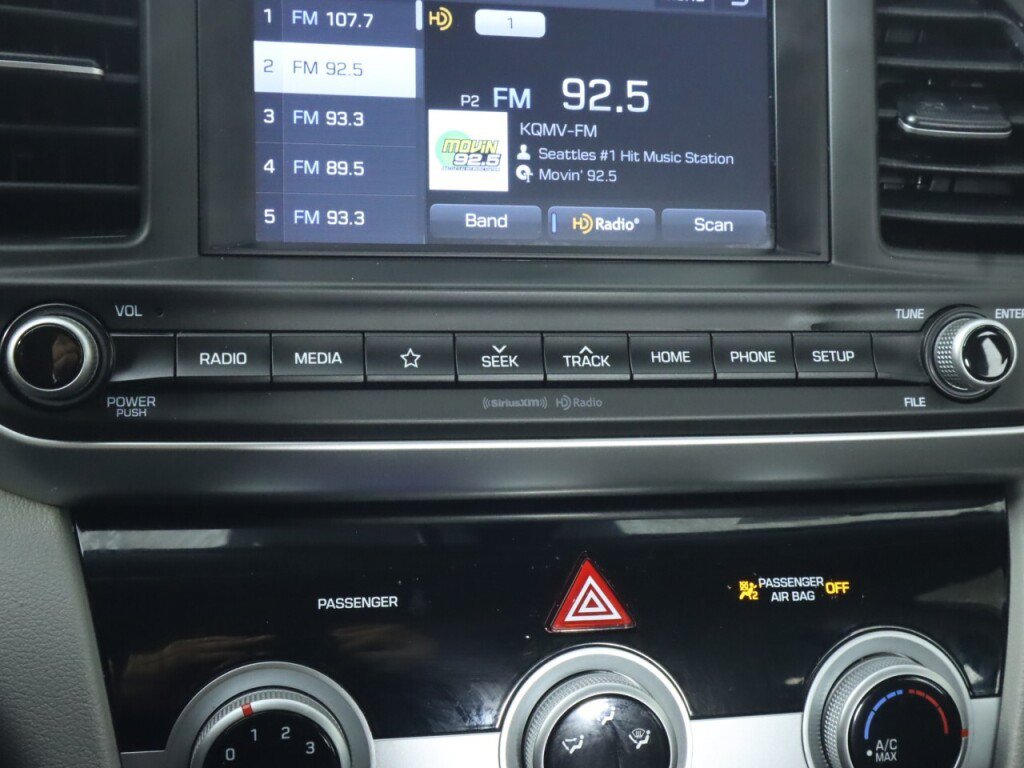 Used 2019 Hyundai Elantra SEL FWD image 23