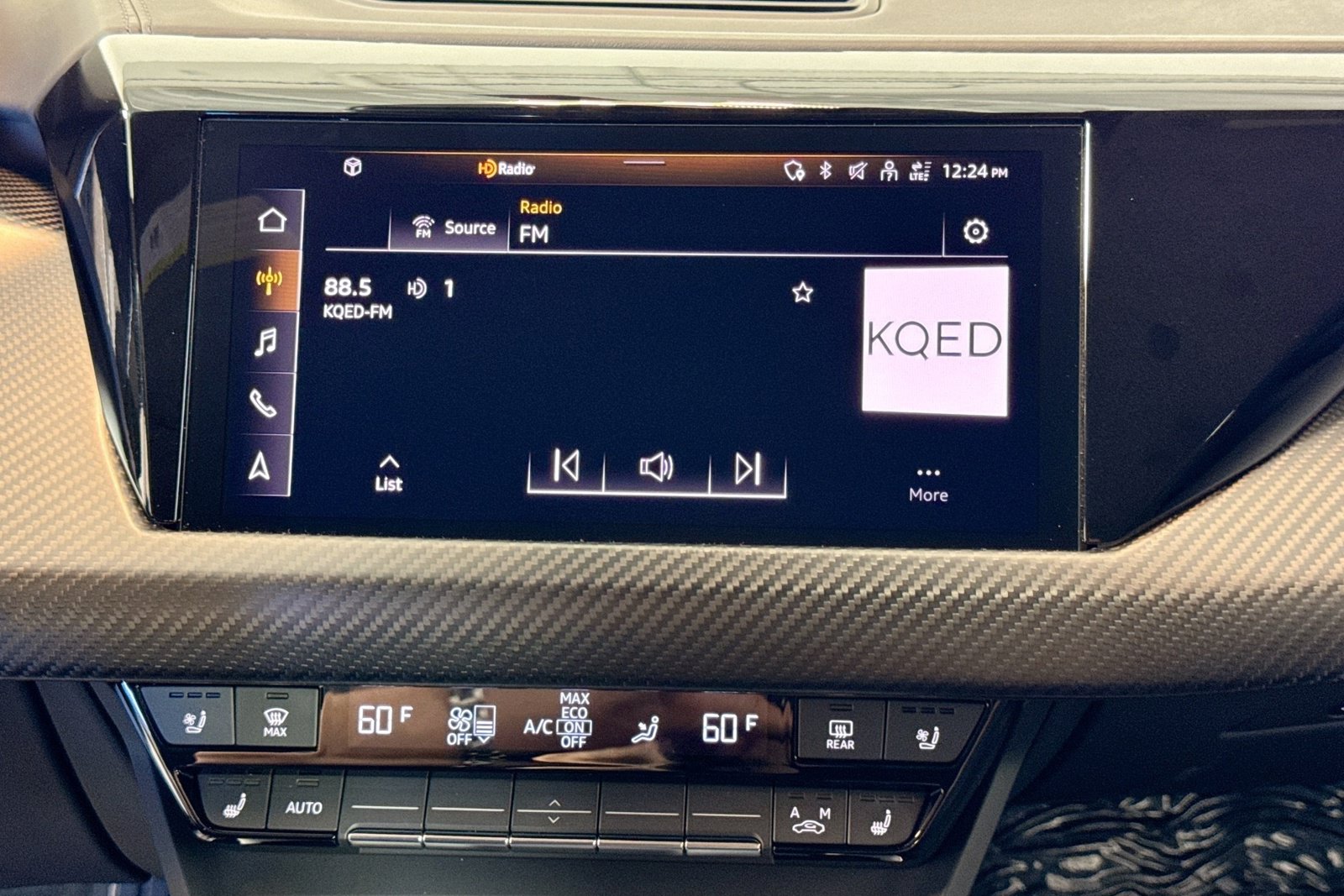 Used 2023 Audi RS e-tron GT w/ Carbon Performance Package AWD/4WD image 15