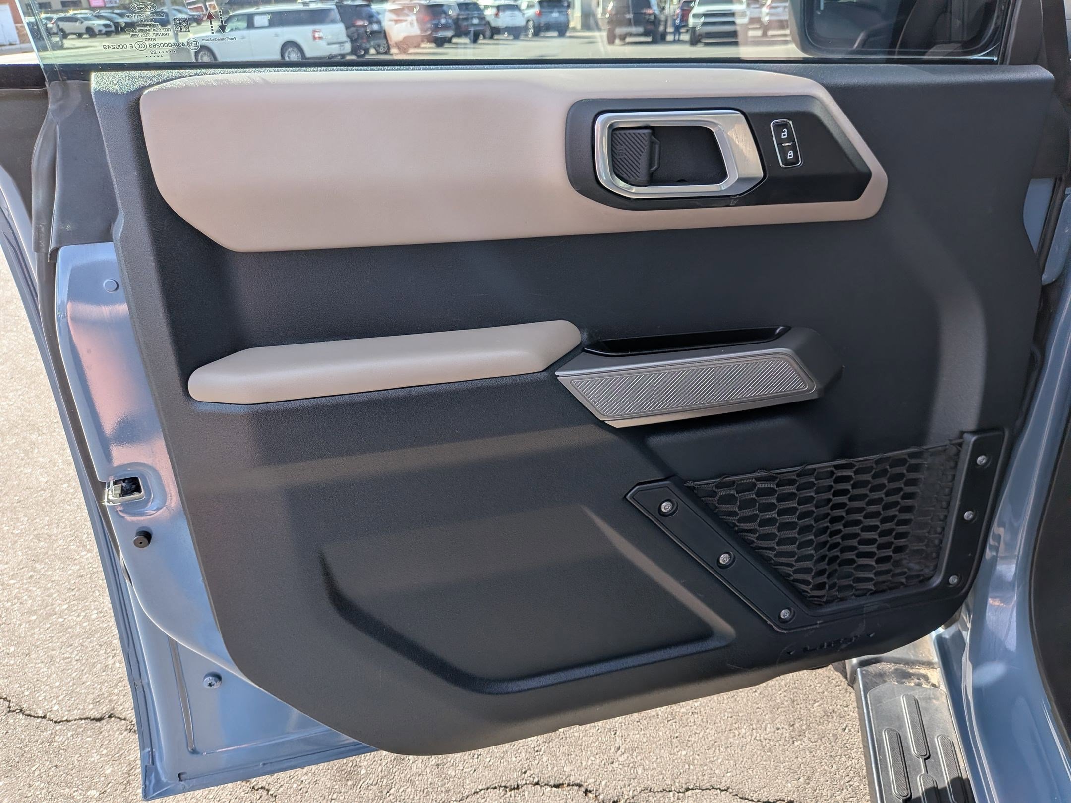 Used 2023 Ford Bronco Wildtrak image 15