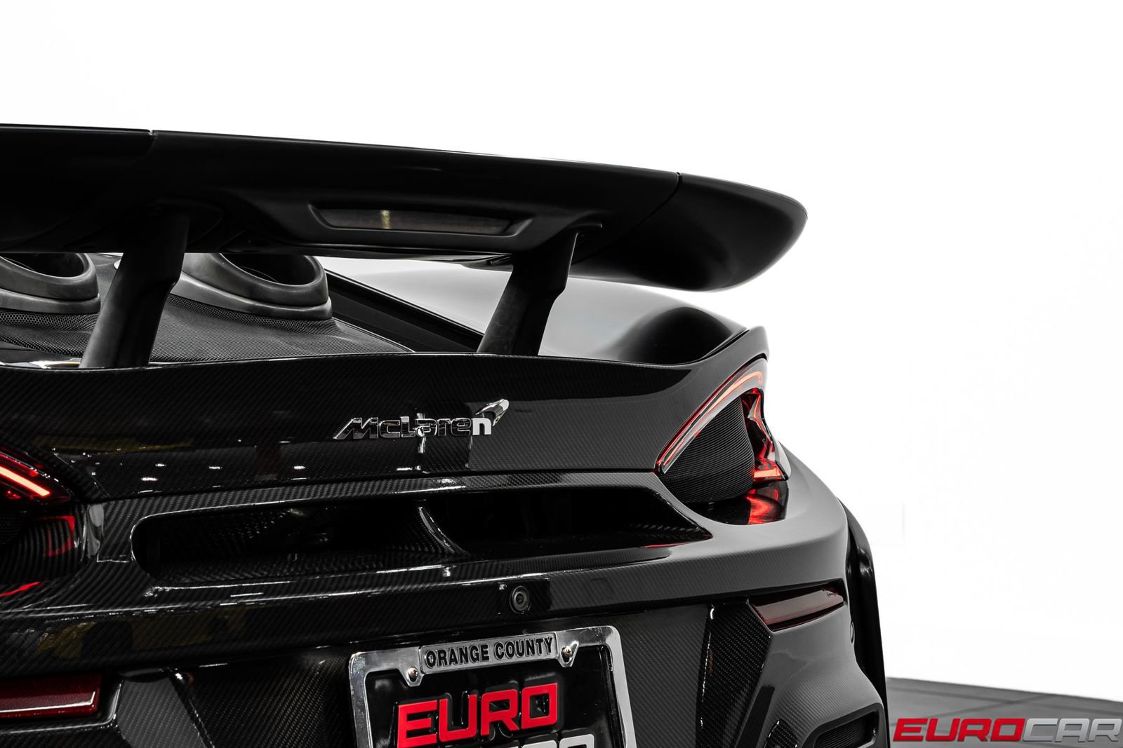 Used 2019 McLaren 600LT RWD image 27