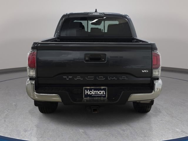 Certified 2022 Toyota Tacoma TRD Off-Road AWD/4WD image 6