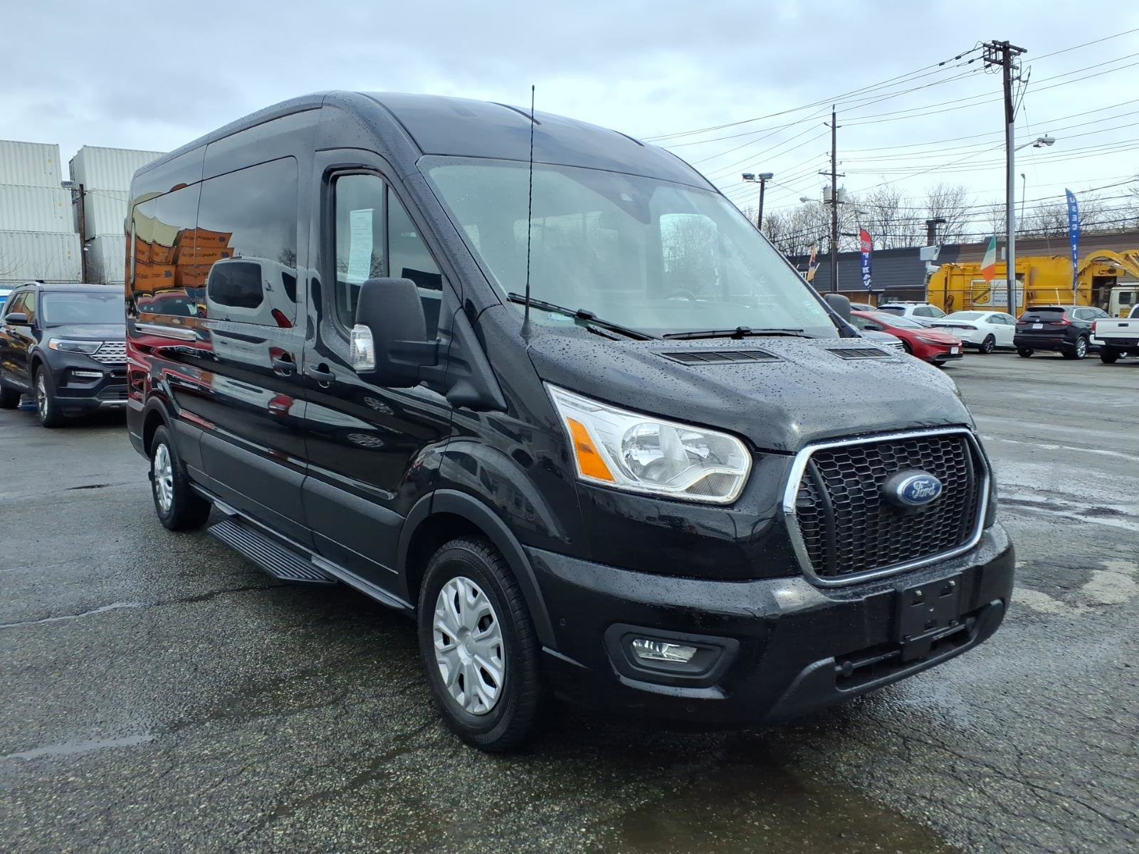 Used 2022 Ford Transit 350 XLT RWD image 1