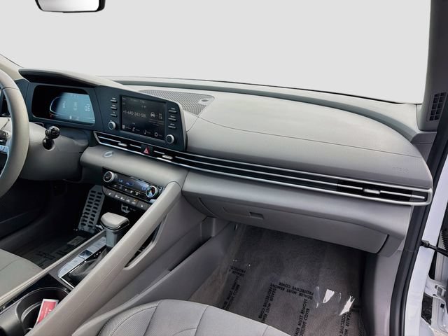 Certified 2026 Hyundai Elantra SEL Sport Premium FWD image 28