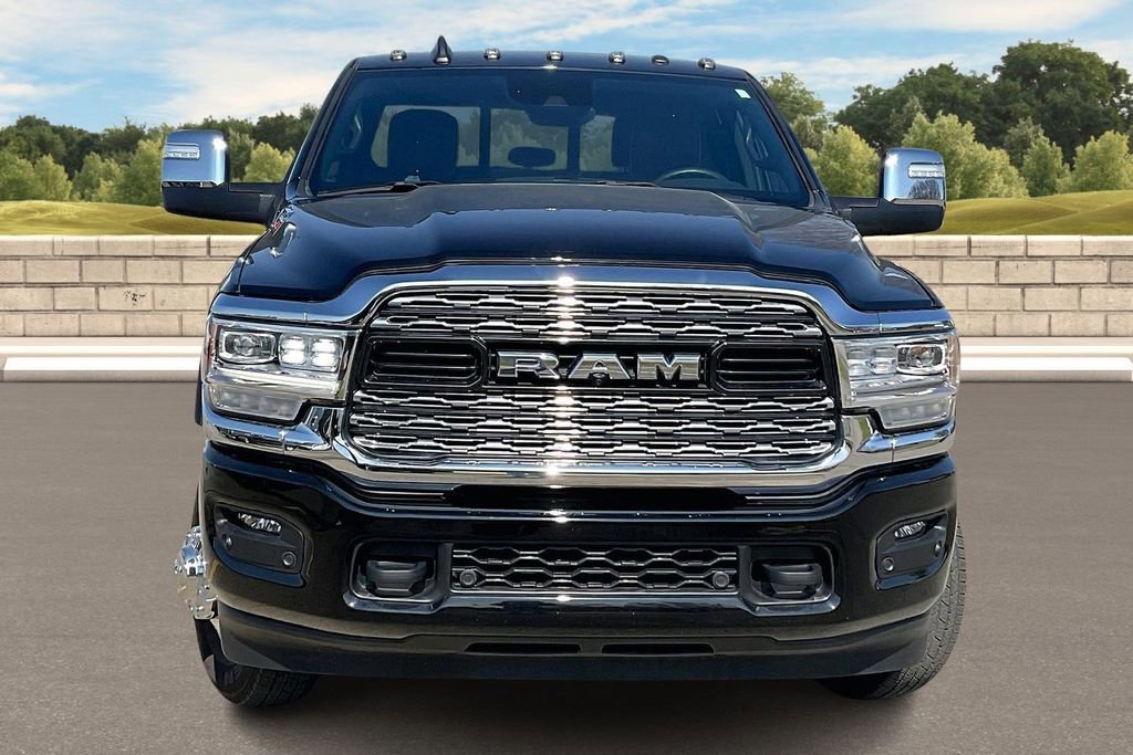 Used 2024 RAM 3500 Limited AWD/4WD image 3