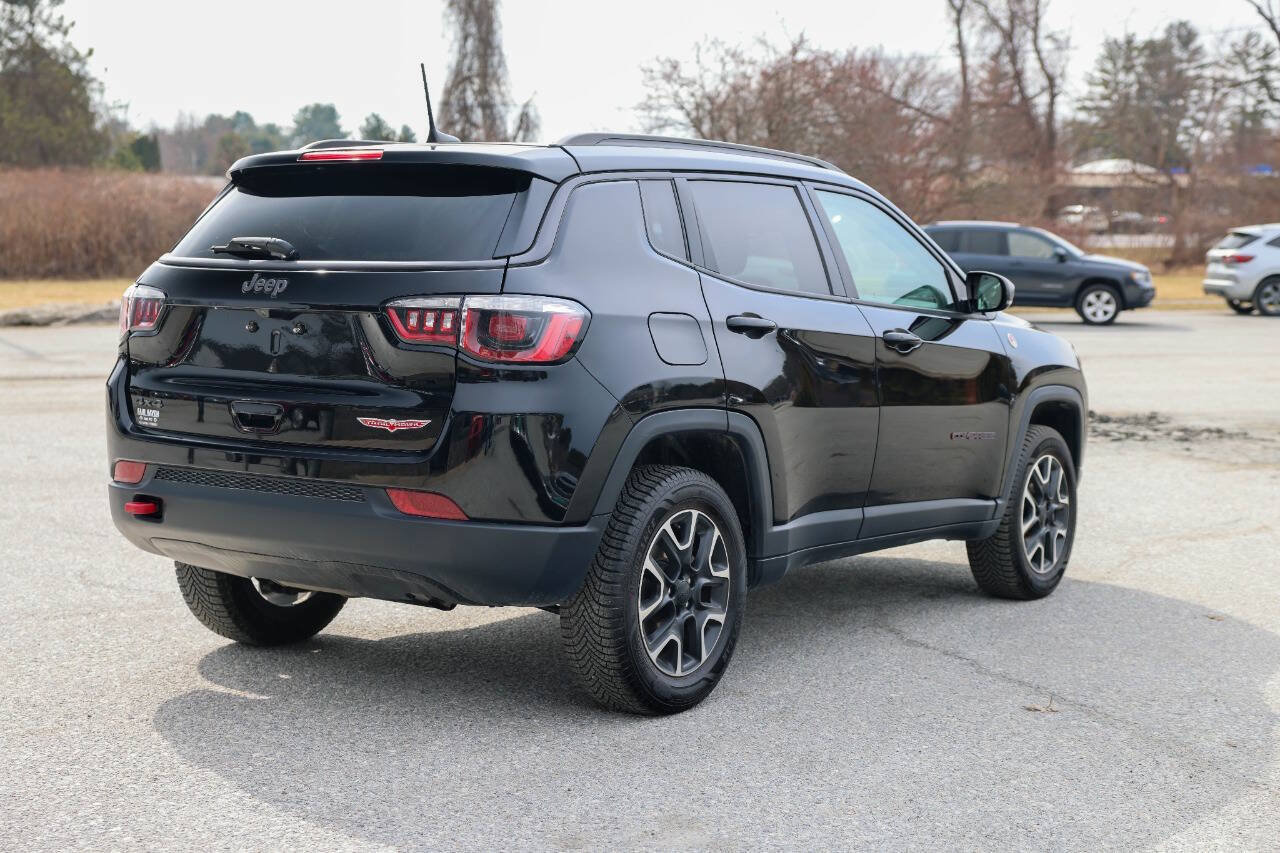 Used 2020 Jeep Compass Trailhawk AWD/4WD image 5