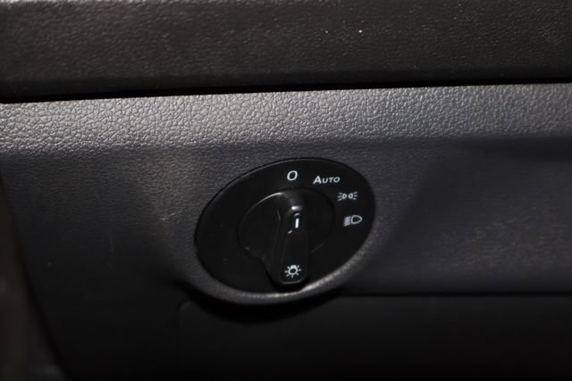 Used 2020 Volkswagen Jetta S image 16