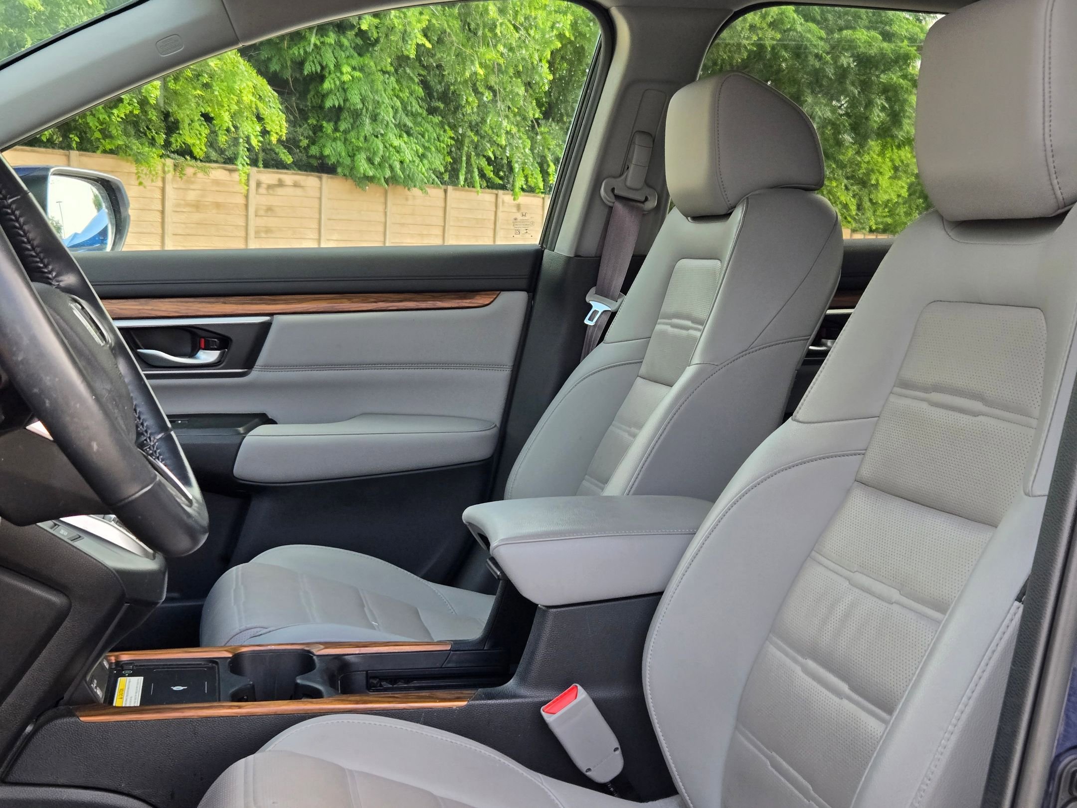 Used 2021 Honda CR-V Touring image 12