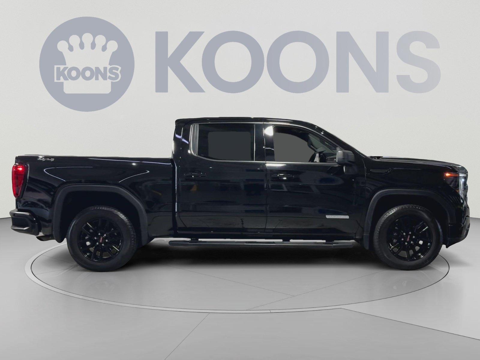 Used 2024 GMC Sierra 1500 Elevation AWD/4WD image 12