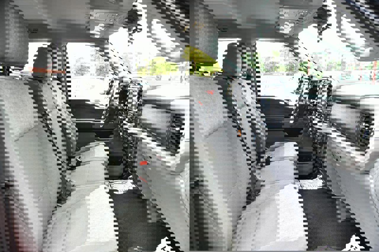 Used 2023 Ford F150 XLT image 16