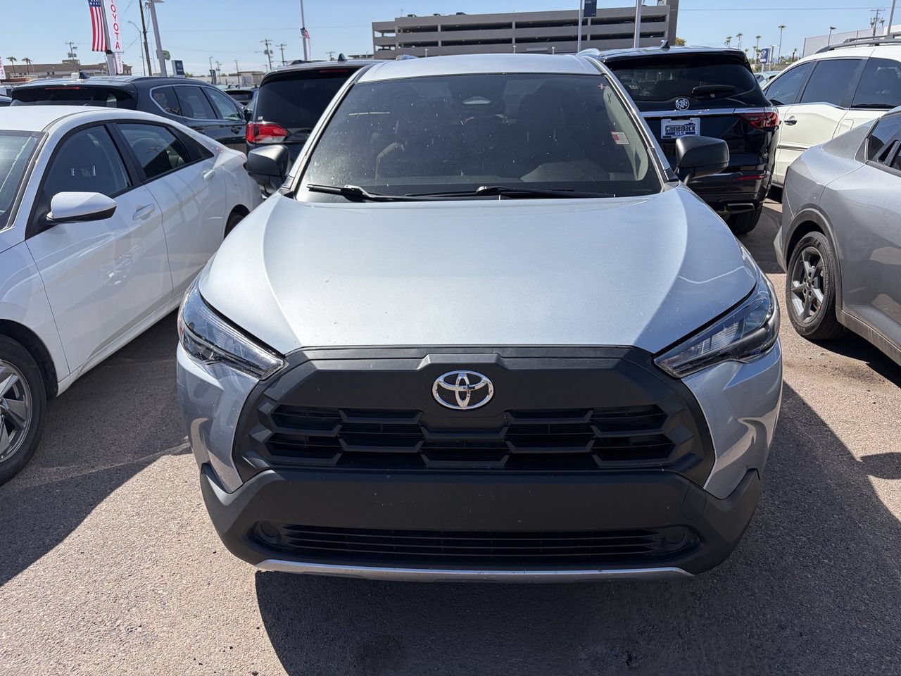 Used 2026 Toyota Corolla Cross L FWD image 3