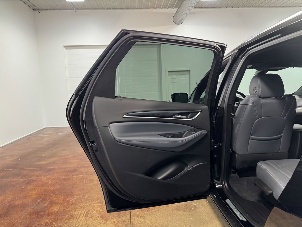 Used 2024 Buick Enclave Premium image 46