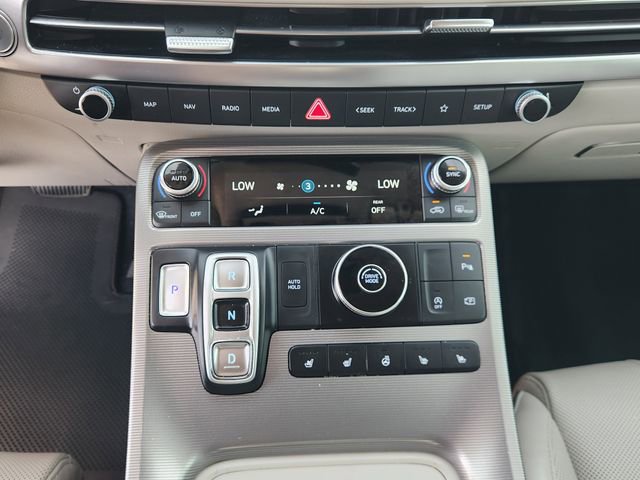 Used 2025 Hyundai Palisade Calligraphy image 18