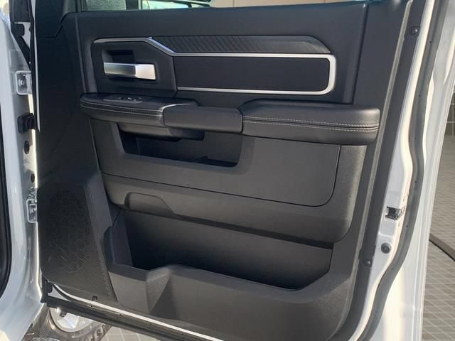 New 2026 RAM 2500 Big Horn AWD/4WD image 38