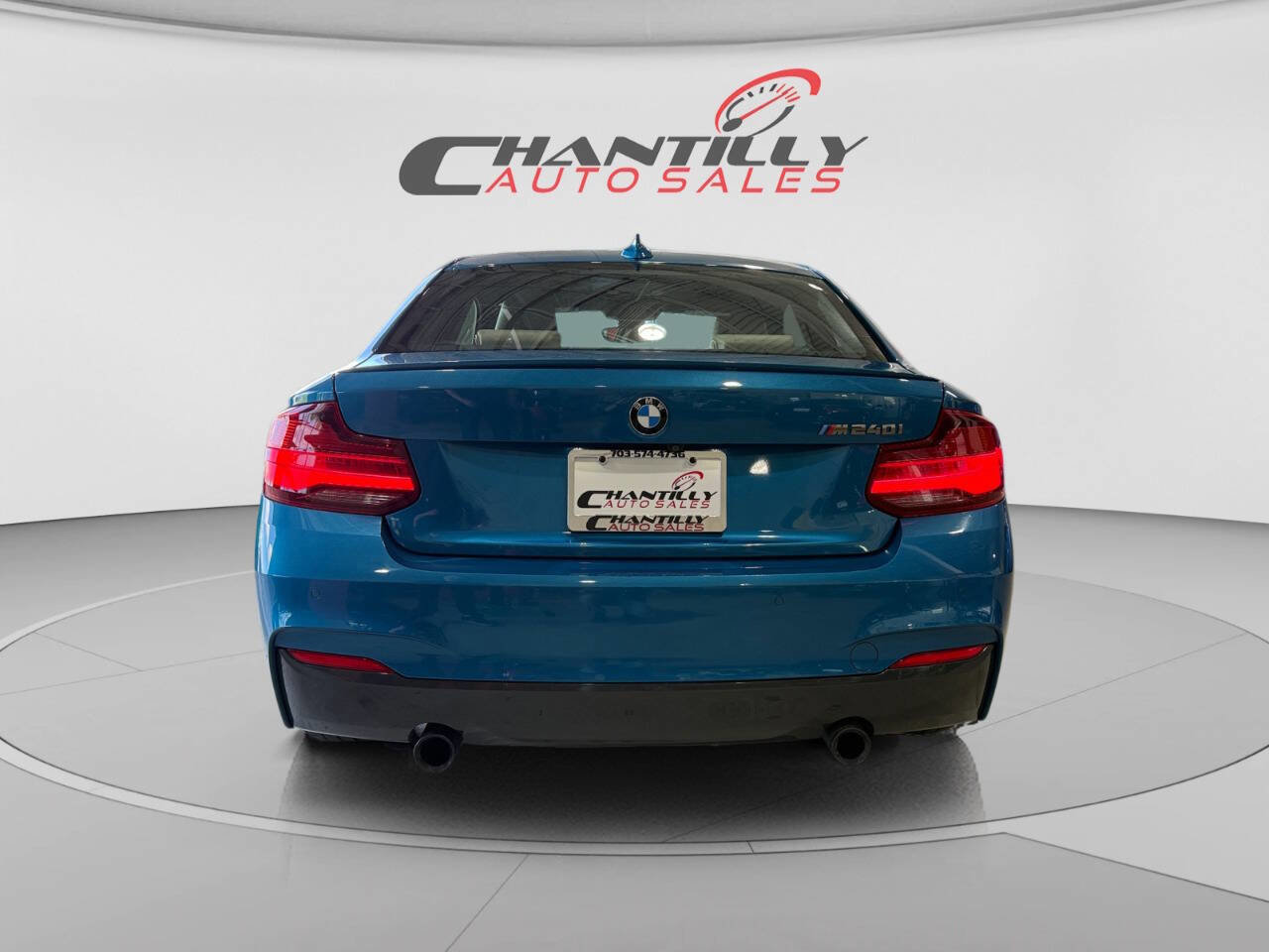 Used 2020 BMW M240i Coupe RWD image 4