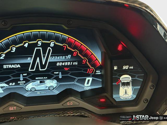 Used 2021 Lamborghini Aventador SVJ AWD/4WD image 33