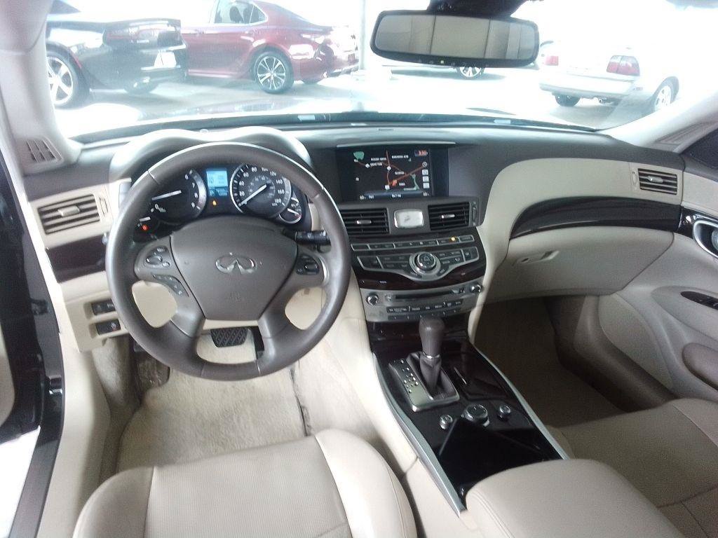Used 2014 INFINITI Q70 3.7 w/ Premium Package AWD/4WD image 7