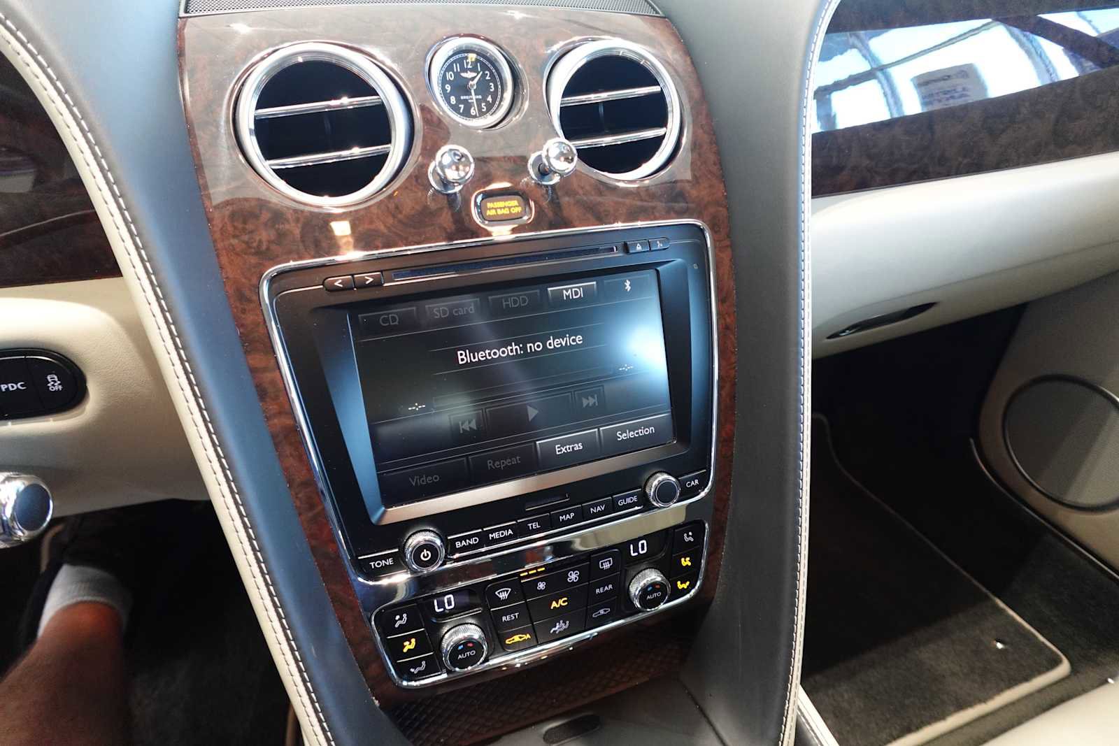Used 2014 Bentley Continental GT image 32