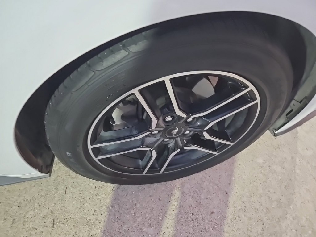 Used 2020 Ford Mustang Premium image 12