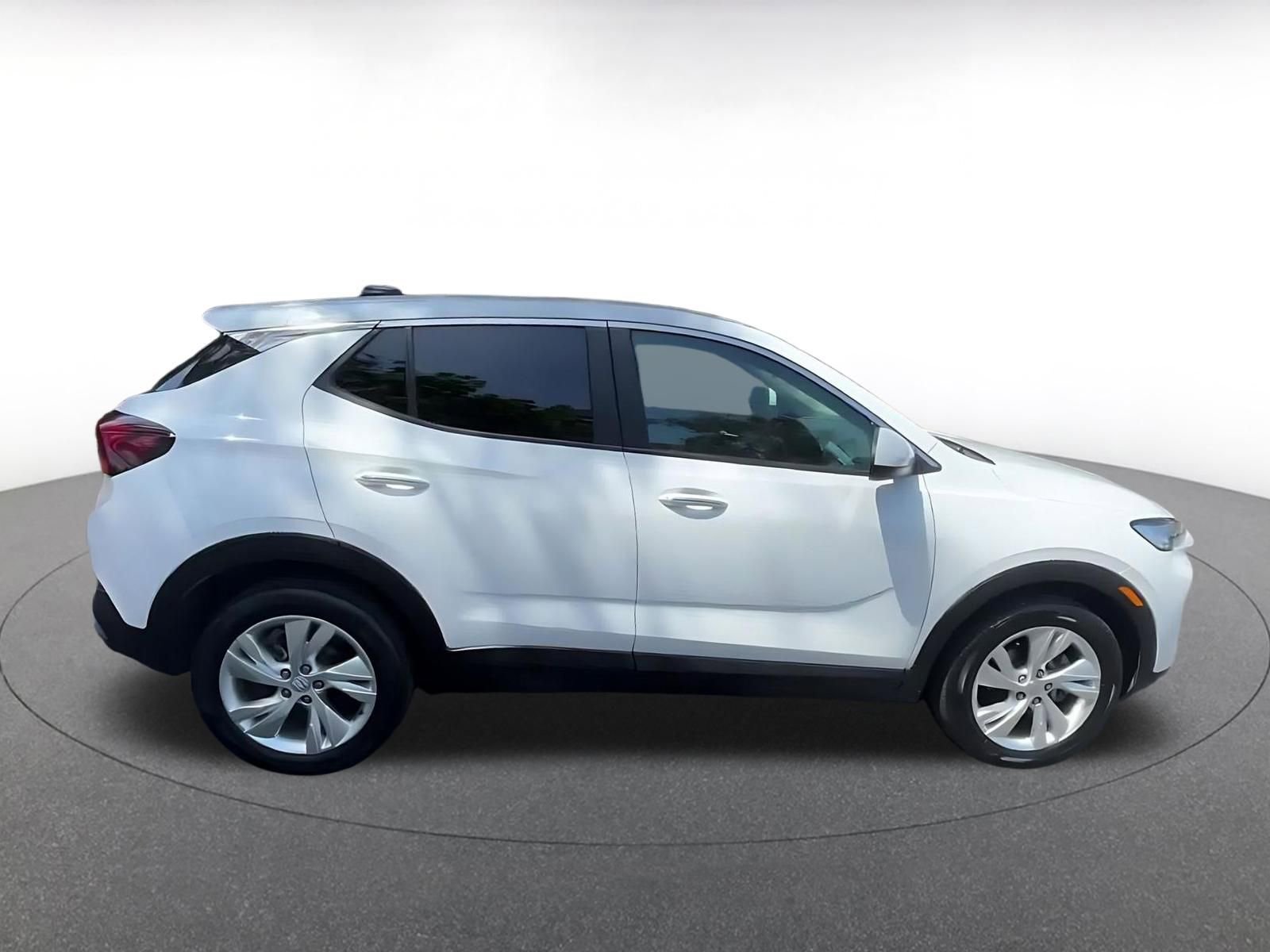 Used 2025 Buick Encore GX Preferred FWD image 16