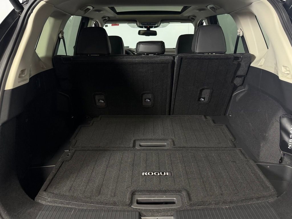 Used 2023 Nissan Rogue SL w/ SL Premium Package FWD image 27