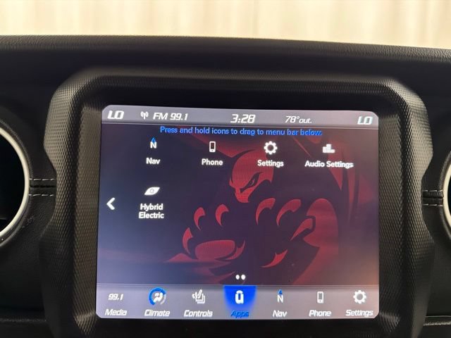 Used 2023 Jeep Wrangler Unlimited Sahara w/ Cold Weather Group AWD/4WD image 16