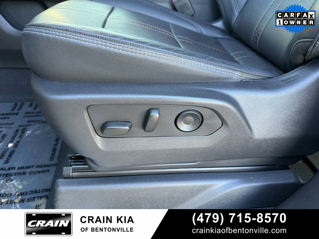 Used 2024 Chevrolet Silverado 2500 High Country w/ Midnight Edition image 12