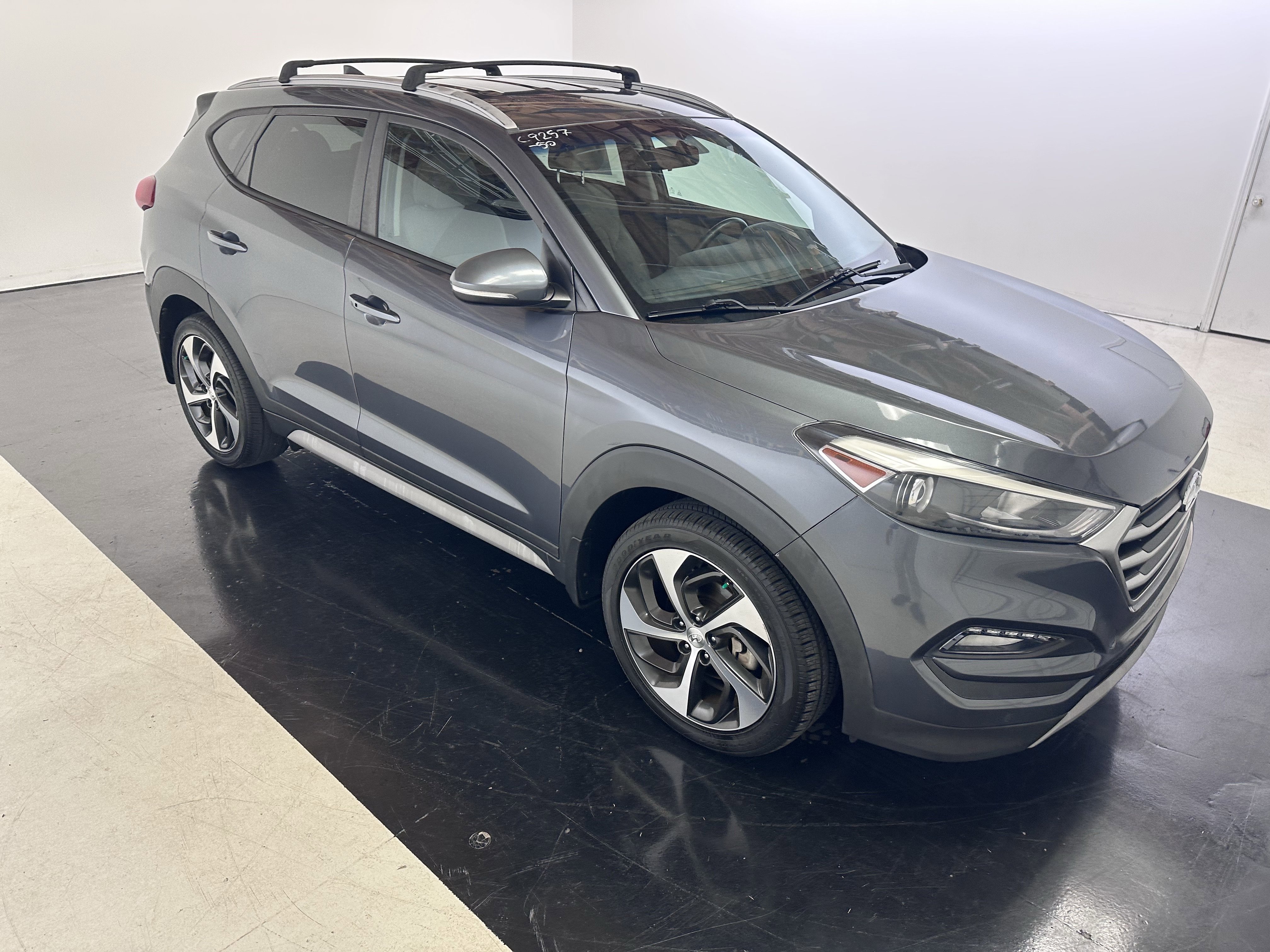 Used 2018 Hyundai Tucson Sport w/ Cargo Package image 20