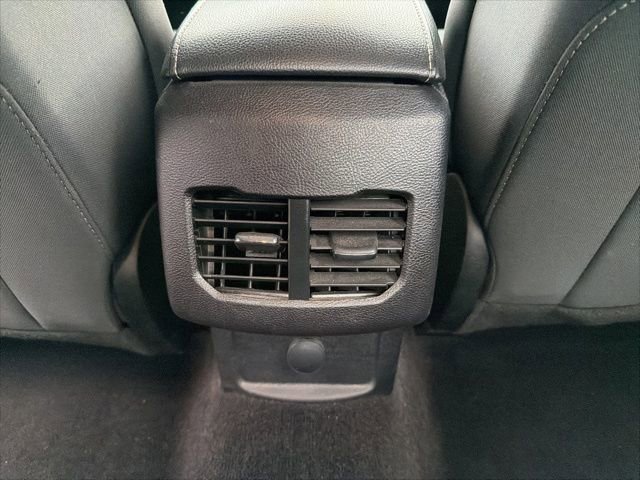 Used 2019 Ford Fusion SE image 14