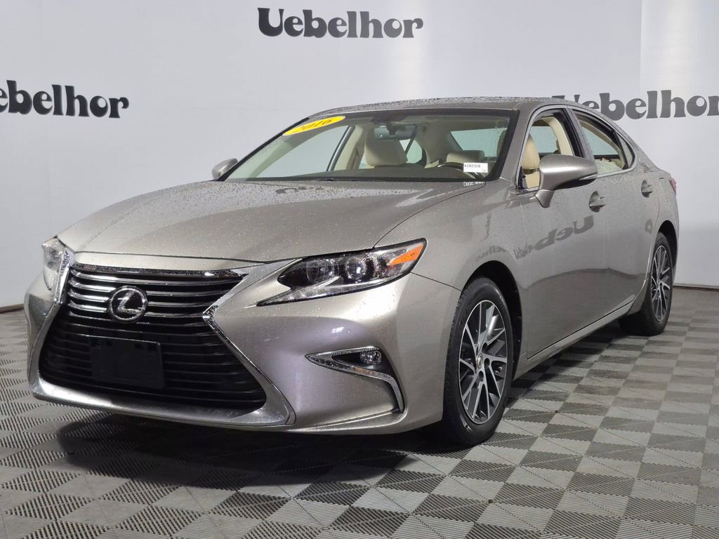 Used 2016 Lexus ES 350 w/ Premium Package w/Wood Trim image 3