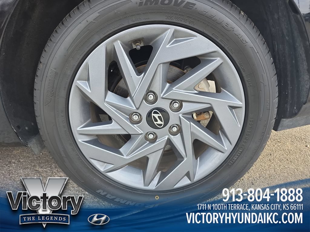 Used 2024 Hyundai Elantra SEL FWD image 27
