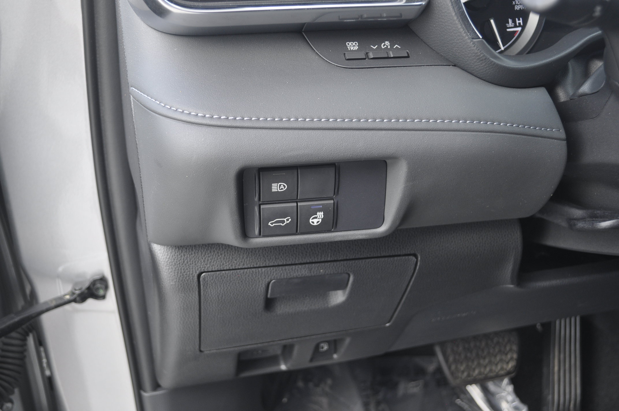 Used 2021 Toyota Highlander Limited AWD/4WD image 18
