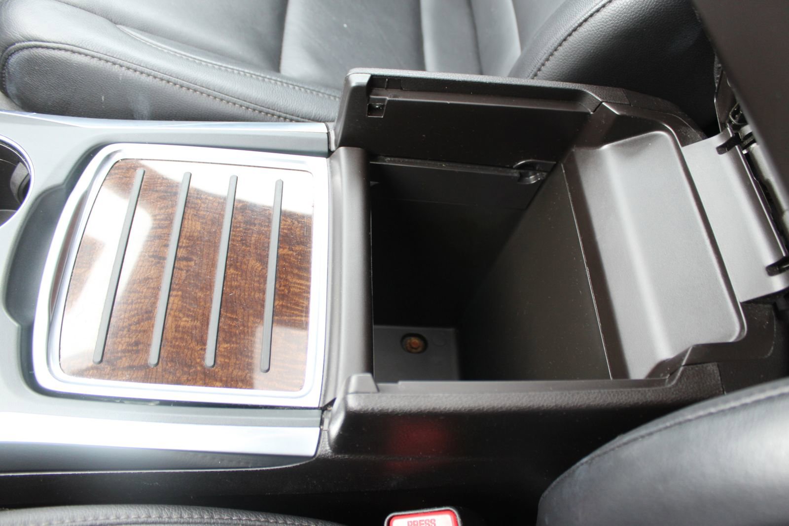 Used 2017 Acura MDX SH-AWD image 30