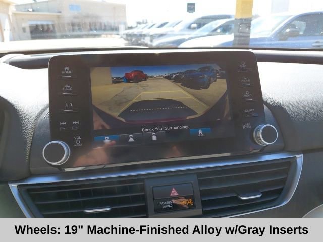 Used 2018 Honda Accord Touring image 17