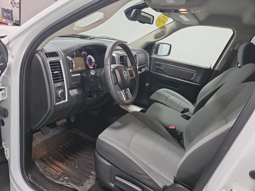 Used 2023 RAM 1500 Classic SLT w/ Electronics Group AWD/4WD image 28