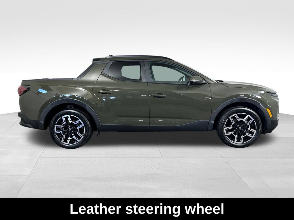 Used 2025 Hyundai Santa Cruz Limited AWD/4WD image 13