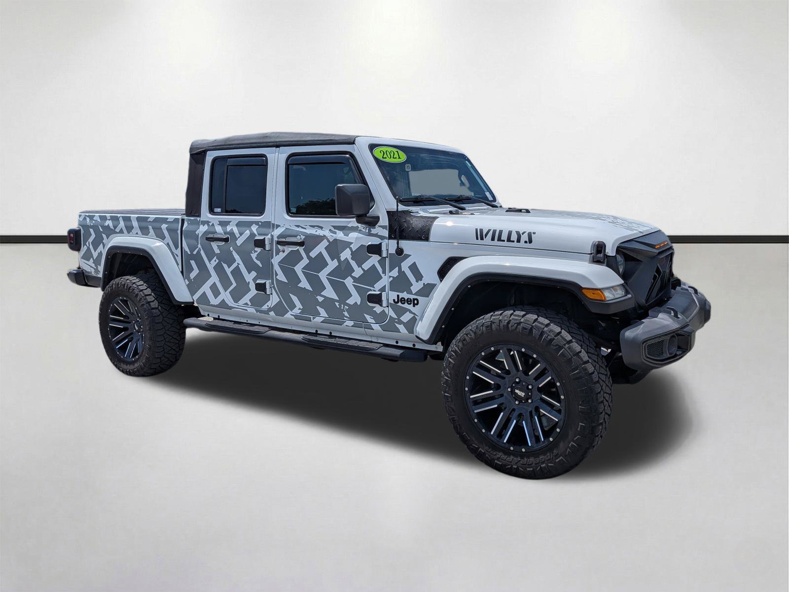 Used 2021 Jeep Gladiator Sport AWD/4WD image 1