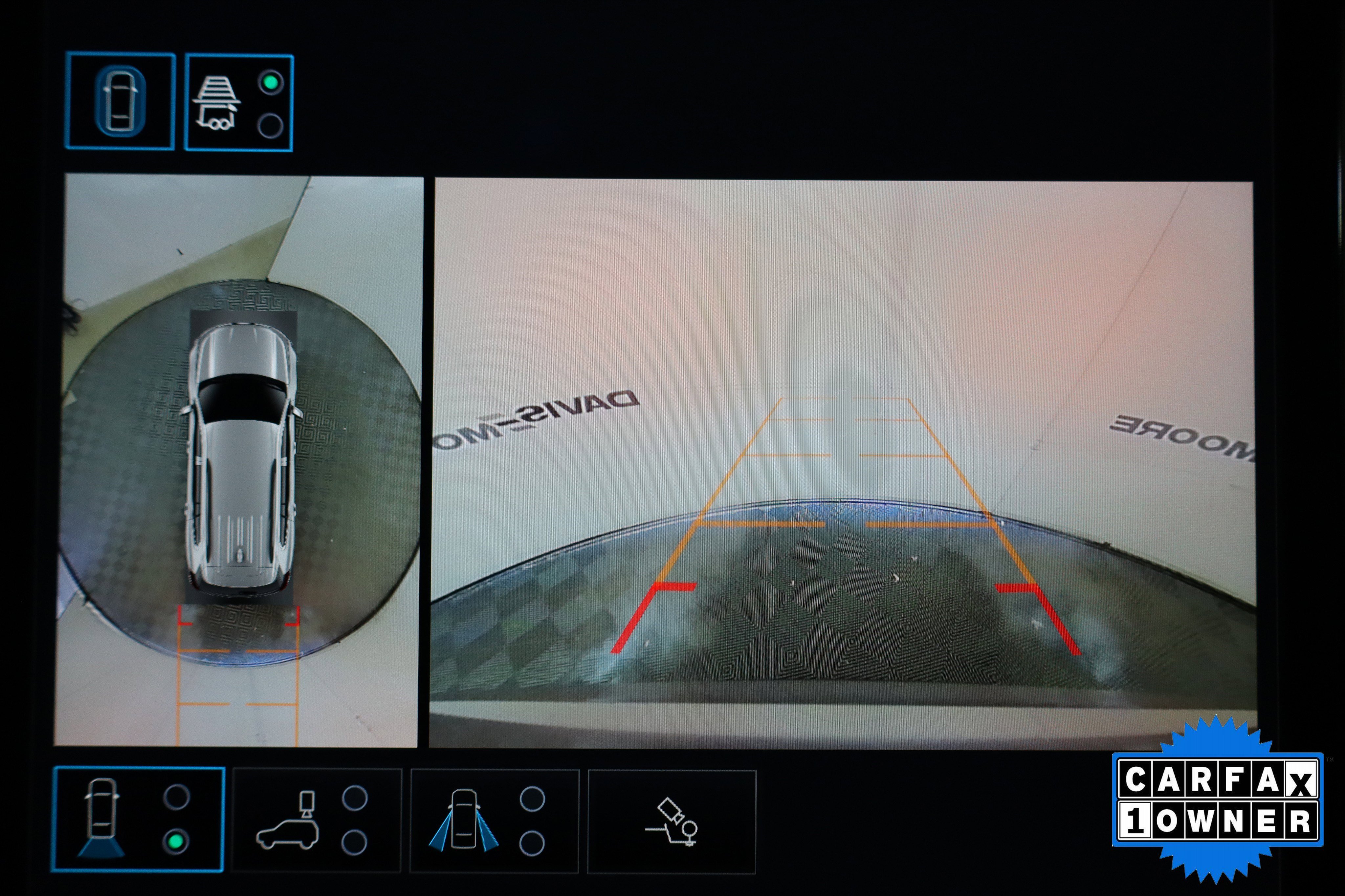 Used 2025 GMC Acadia Elevation image 25