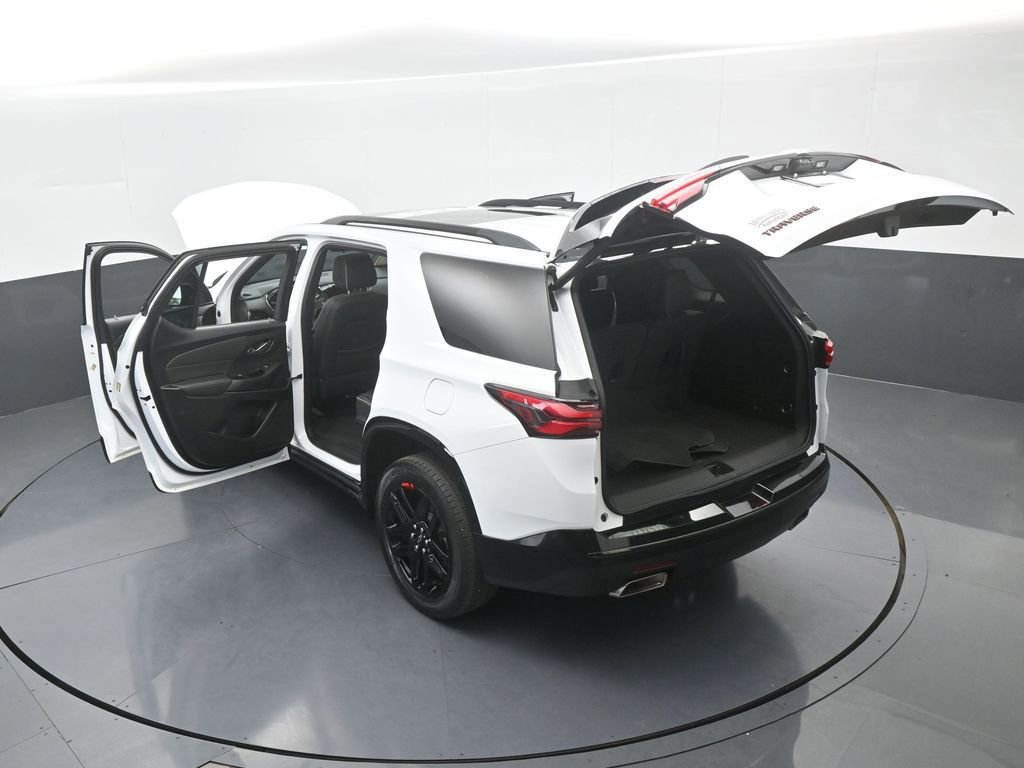 Used 2023 Chevrolet Traverse Premier w/ Redline Edition image 79