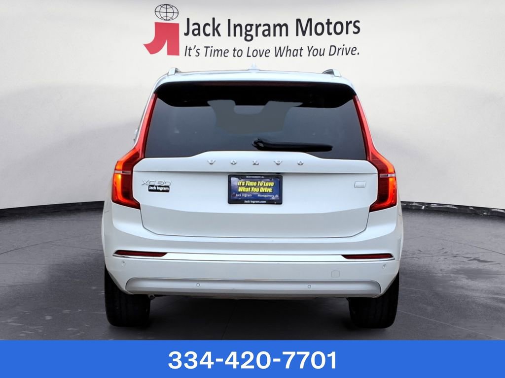 Used 2022 Volvo XC90 T8 Inscription image 4