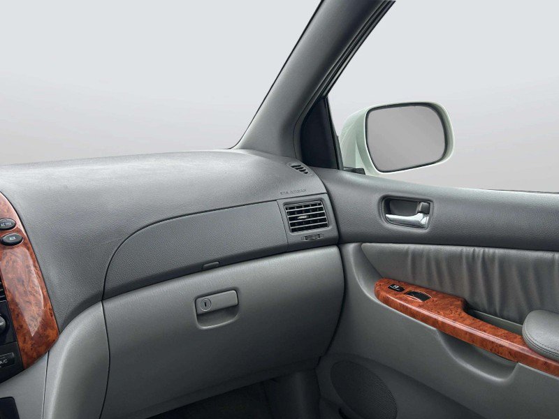 Used 2010 Toyota Sienna XLE Limited AWD/4WD image 23