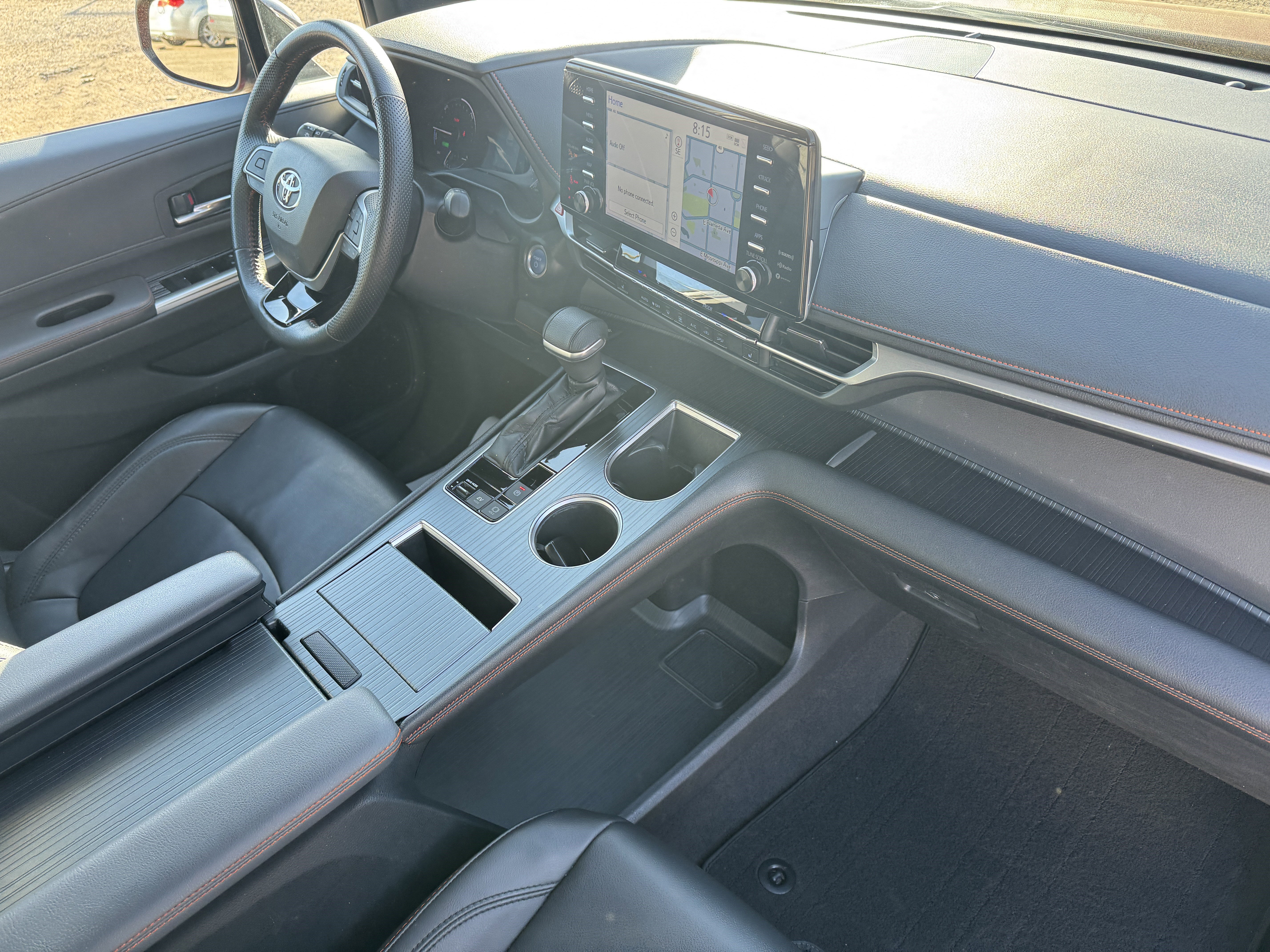 Used 2021 Toyota Sienna XSE image 19