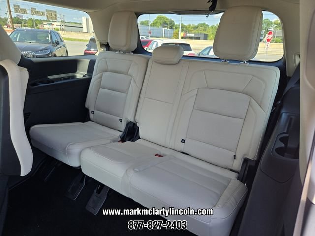 New 2027 Lincoln Navigator Premiere AWD/4WD image 10