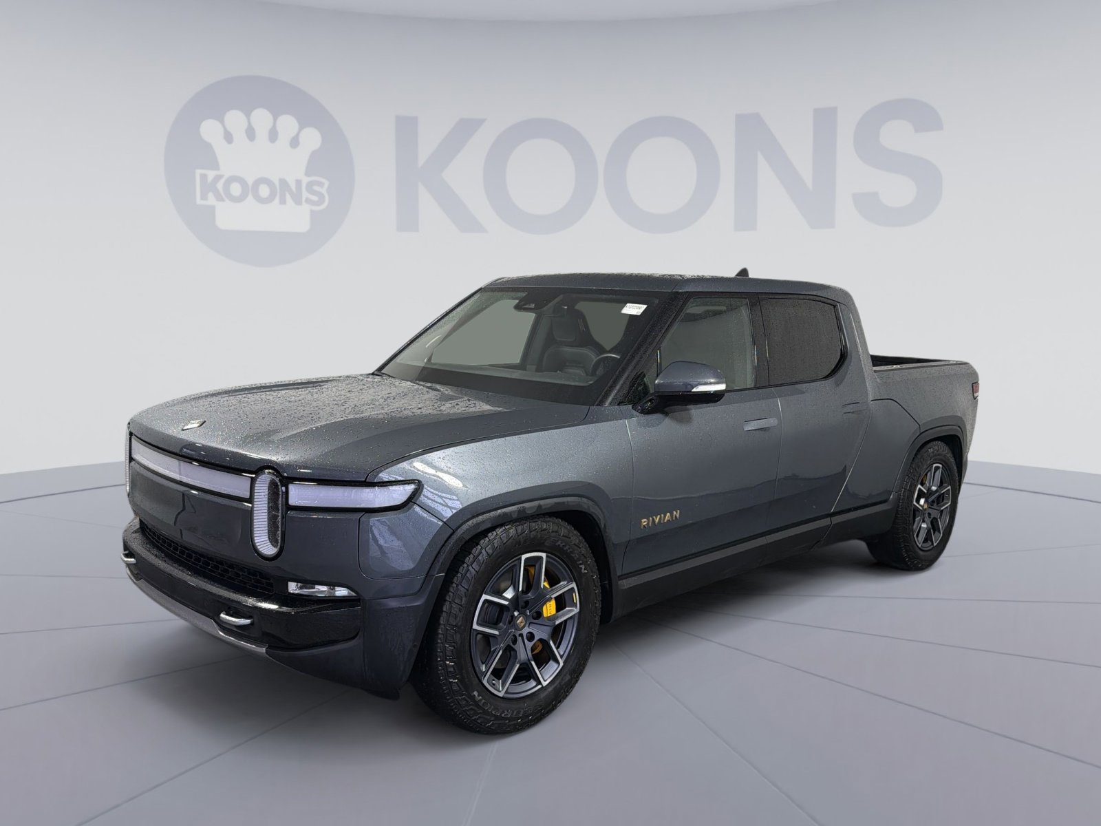 Used 2022 Rivian R1T Adventure image 1
