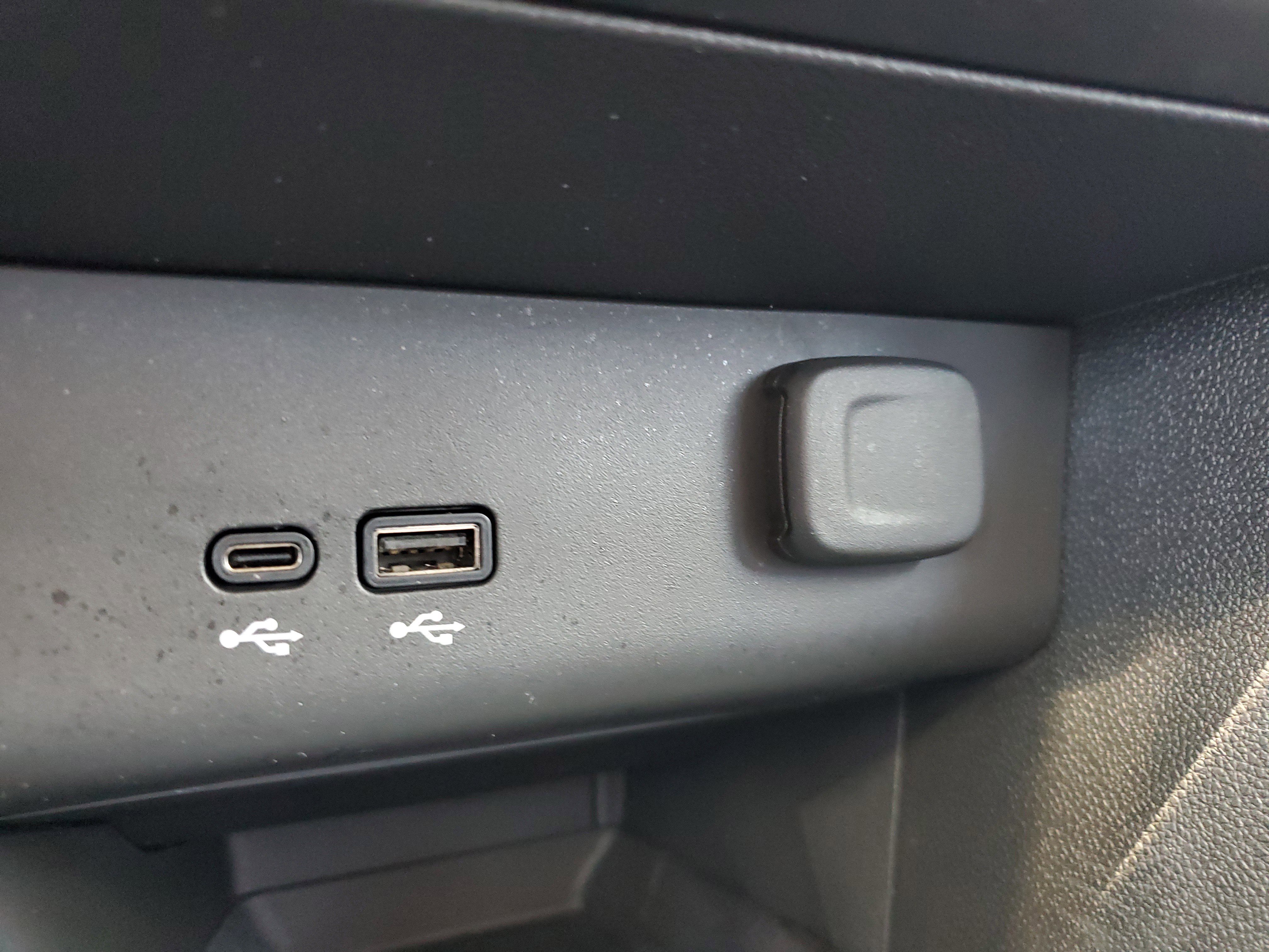 Used 2024 Buick Encore GX Preferred image 26