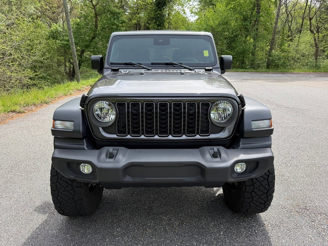 Used 2024 Jeep Wrangler Unlimited Sport image 3