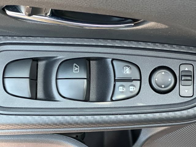 Used 2025 Nissan Versa SV w/ Trunk Package FWD image 12